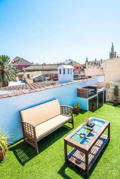 Atico Con Piscina Junto Catedral De Sevilla Eksteriør bilde