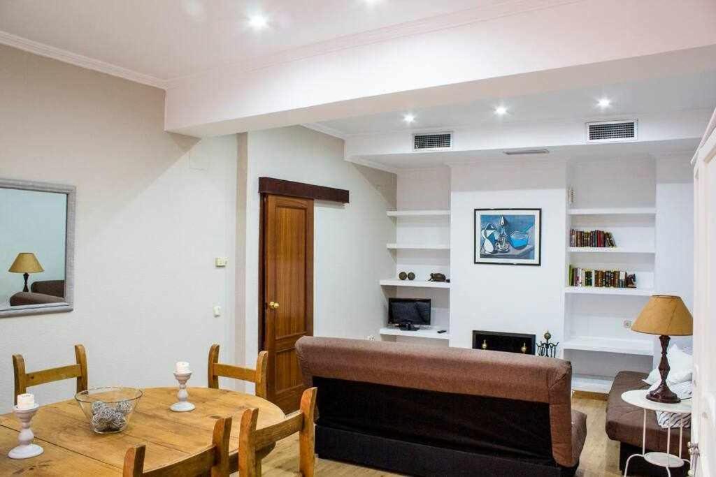Atico Con Piscina Junto Catedral De Sevilla Eksteriør bilde